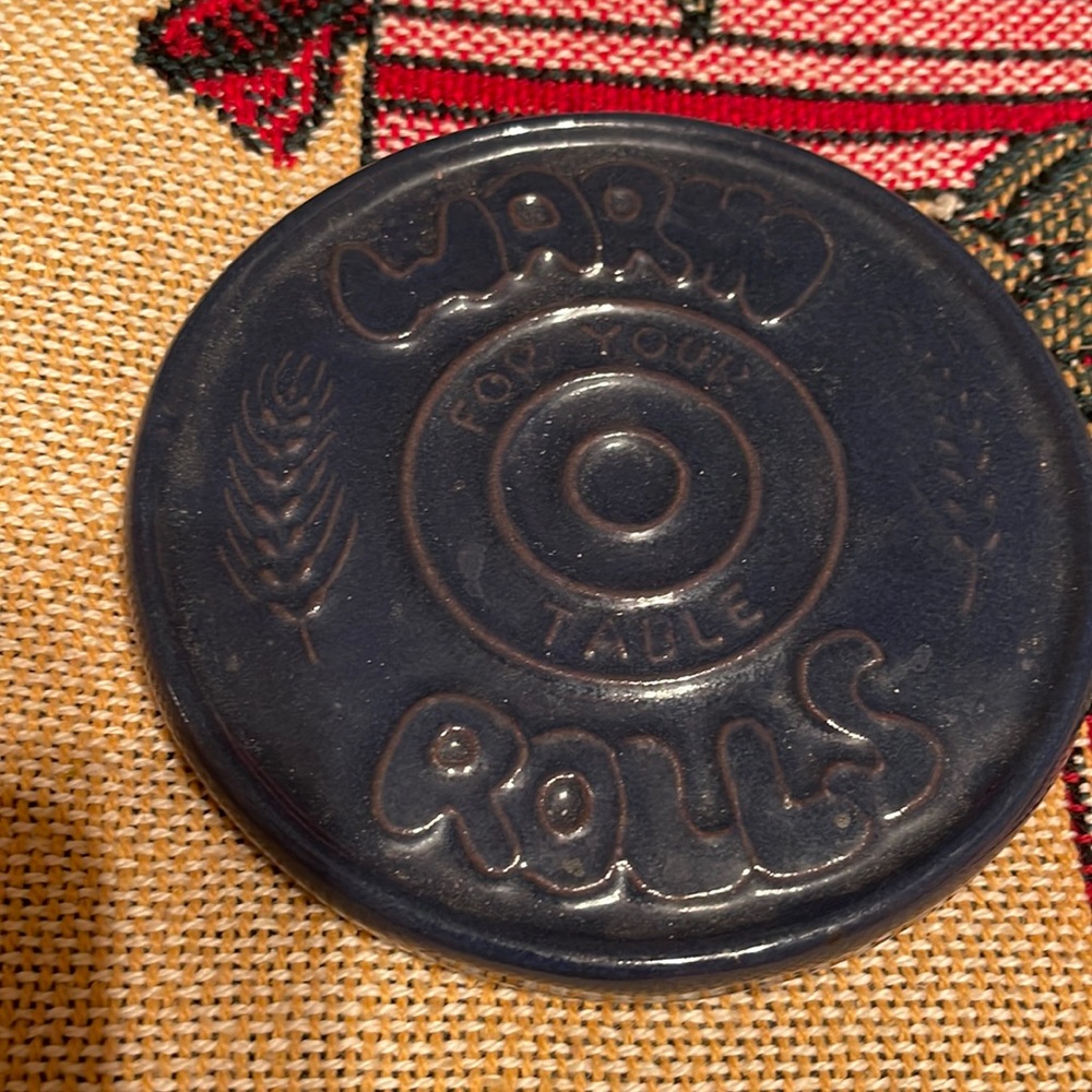 Frankoma Bread and Roll Warmer